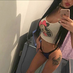 Lana Escort Lady mit tollen Kurven wartet auf Sex Dates in Frankfurt