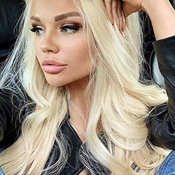 Patrizia Hot Escort Frau sucht Ihn in Essen für Zungenküsse mit spontanen Sex Date kurzfristig buchen