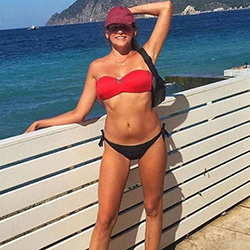 Viktory Privat Traum Ladie Escort Berlin für Streicheln und Schmusen mit Escortservice 24 Std buchen