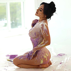 Sheina Dream Escort Leverkusen für entspannte Freizeitkontakte und sinnliche Öl Massagen